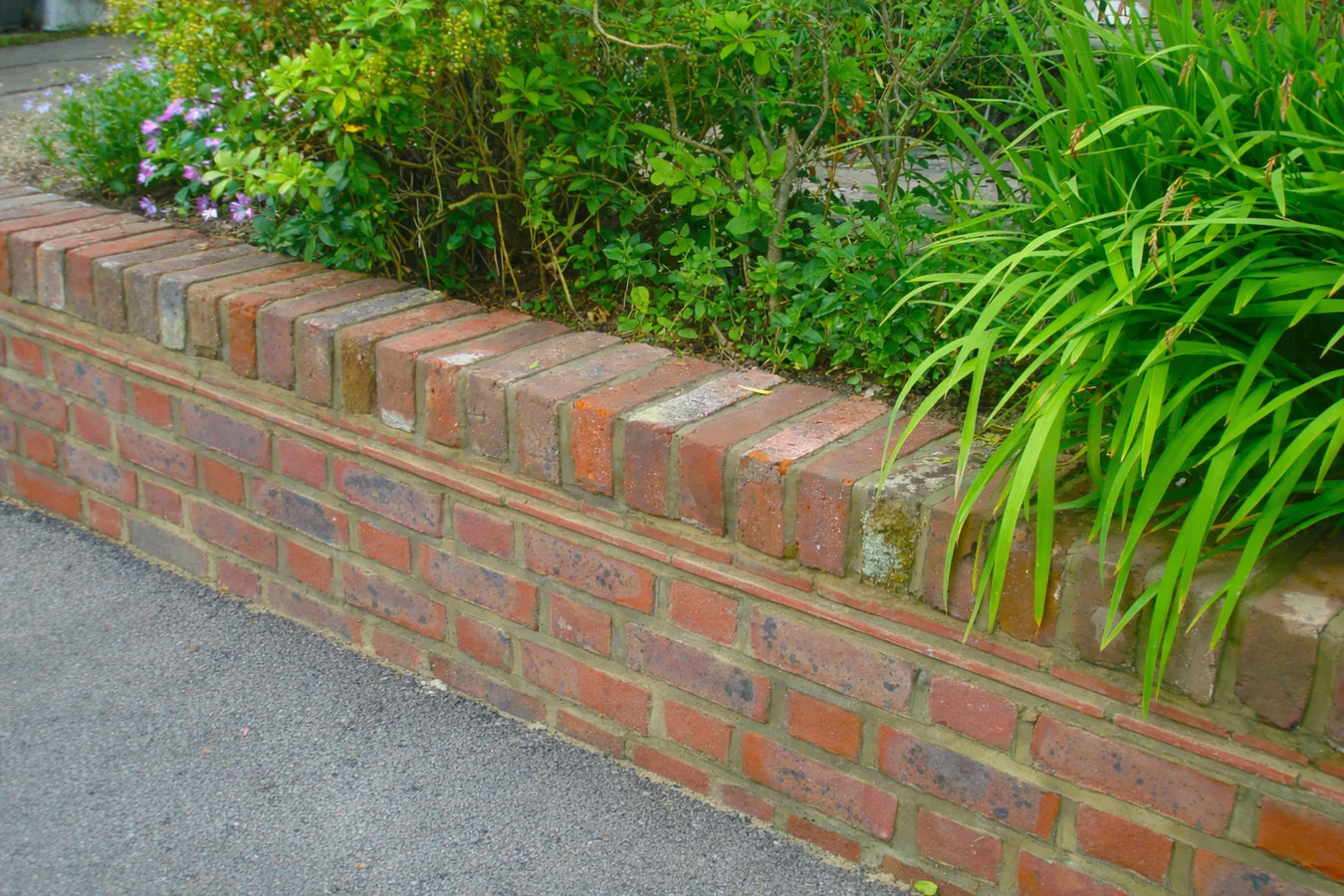 Brick wall installation